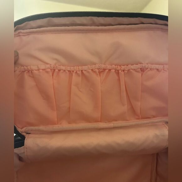 NWOT Victoria's Secret Black Toiletry Bag with Gold Logo - Picture 6 of 13